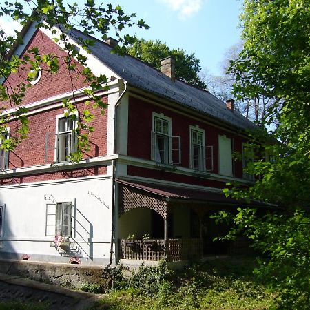 Kalmar Vendeghaz-Vadaszhaz Tornyiszentmiklos Екстериор снимка